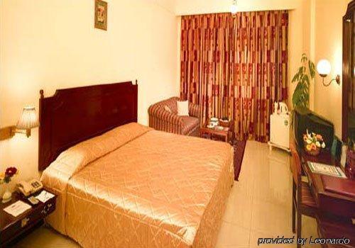 Hindusthan International, Varanasi