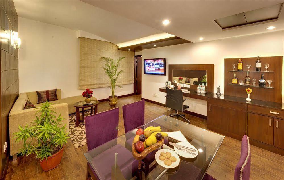 Hindusthan International,